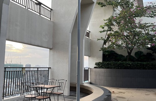 Bach Dang Riverside Apartment | 5 minutes to city centre - unique 1 br apartment