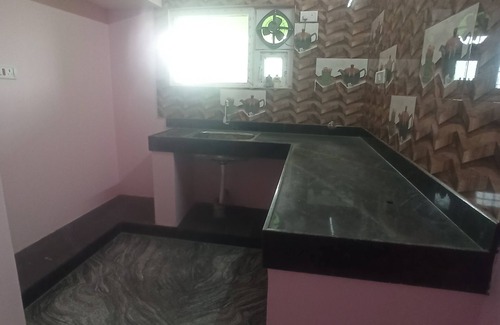 Tiruvannamalai House | 5 minutes walkable from idukkupilaiyar kovil ,family room for 4 to 5 members