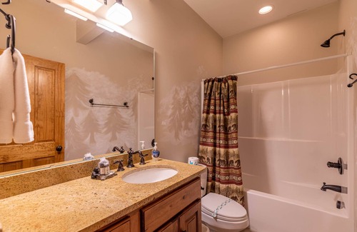 Blowing Rock Cabin | 5 O'Clock Somewhere - Between Boone & Blowing Rock, has hot tub, pool table and great views!