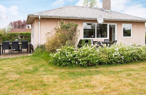 Hejlsminde Strand House | 5 person holiday home in Hejls-By Traum