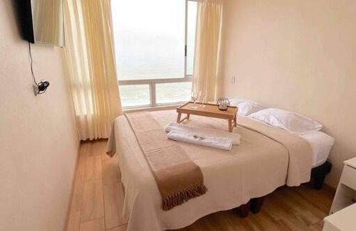 San Miguel Apartment | 5* Private Suite ocean view near airport/Miraflores