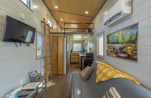 Mills River House | #5 Shining Rock · Shining Rock @ Acony Bell Tiny Home Village