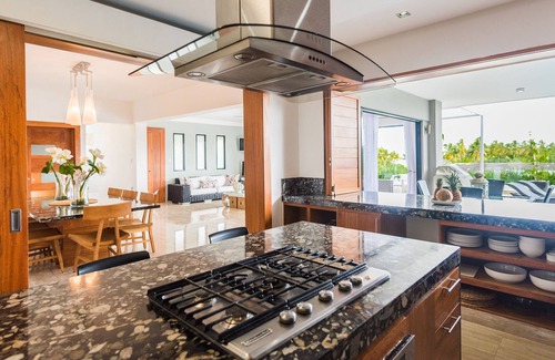 Las Terrenas Apartment | 5 star BEACH VIEW DUPLEX W/PRIVATE POOL, JACUZZI