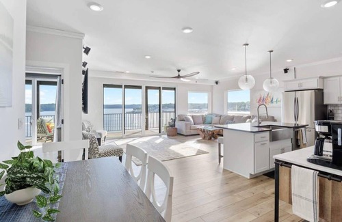 Osage Beach Condo | 5 Star Corner Penthouse with Million Dollar View!
