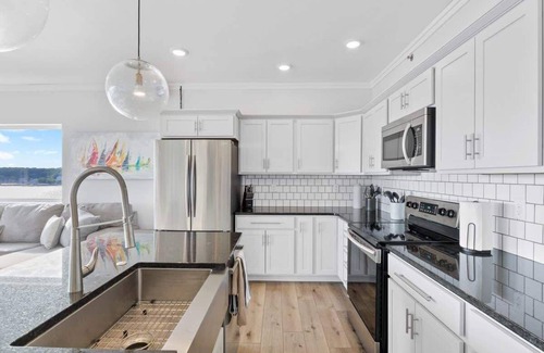 Osage Beach Condo | 5 Star Corner Penthouse with Million Dollar View!