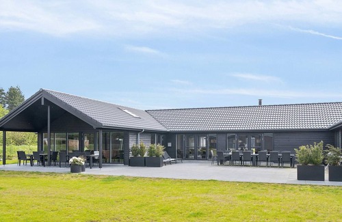 Houstrup House | 5 star holiday home in Nørre Nebel