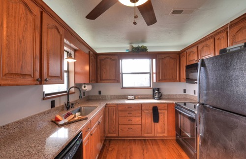 Franklin House | 5-Star home OPEN for business in beautiful Franklin NCn