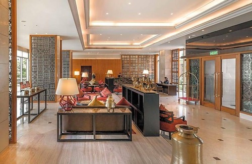 Vastrapur Hotel | 5-Star Hotel ∙ Hyatt Ahmedabad