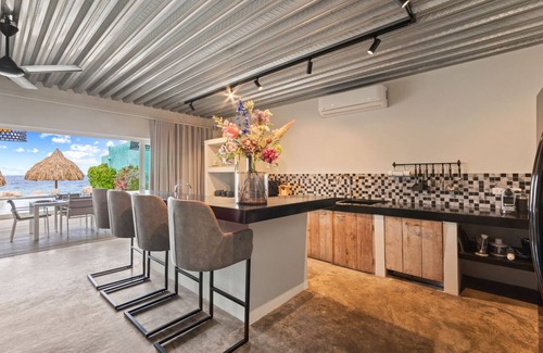 Pietermaai District Apartment | 5 Star Ocean Front Apartment with private pool