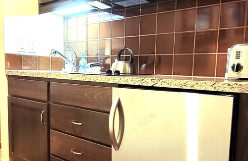 Cle Elum Condo | 5-STAR RESORT STUDIO - 90min from Seattle! - With spa, hike, golf, ski and more!