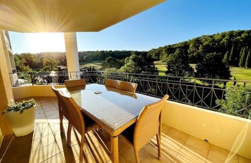 Valbonne Apartment | 5 Stars Apartment with Golf and Pool in Valbonne