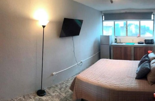 Zona 4 Apartment | 5 Studio at the best area