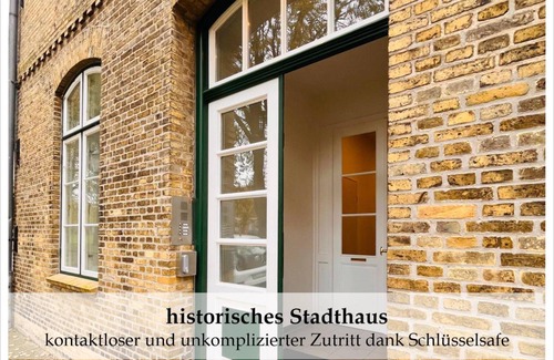 Friedrichstadt Apartment | 50 m² Apartment ∙ 1 bedroom ∙ 2 guests