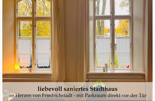 Friedrichstadt Apartment | 50 m² Apartment ∙ 1 bedroom ∙ 2 guests