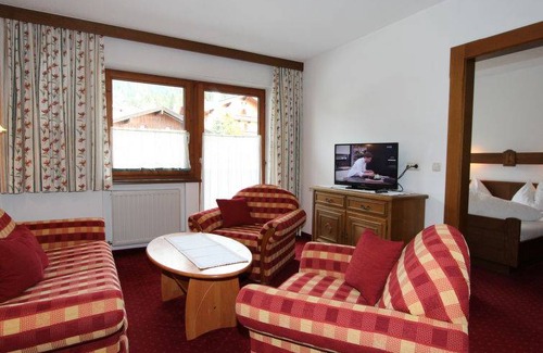 Maurach Apartment | 50 m² Apartment ∙ 1 bedroom ∙ 4 guests