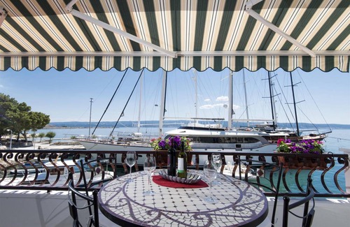 Dugi Rat Apartment | 50 m² Apartment ∙ 1 bedroom ∙ 4 guests