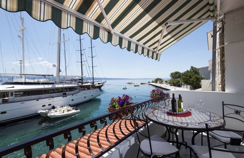 Dugi Rat Apartment | 50 m² Apartment ∙ 1 bedroom ∙ 4 guests