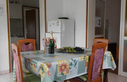 Dubrava Apartment | 50 m² Apartment ∙ 2 bedrooms ∙ 5 guests