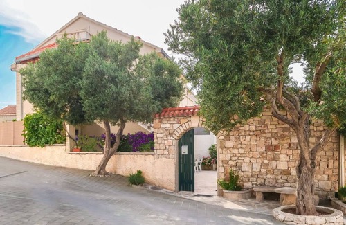 Supetar Apartment | 50 m² Apartment ∙ 2 bedrooms ∙ 5 guests