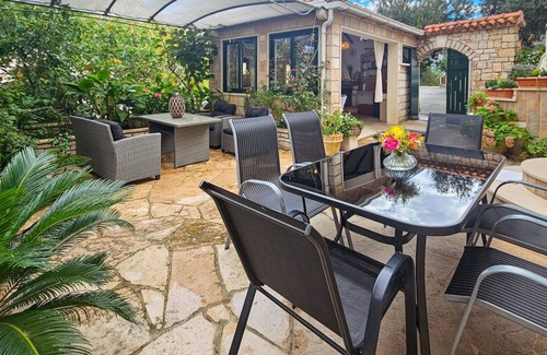 Supetar Apartment | 50 m² Apartment ∙ 2 bedrooms ∙ 5 guests