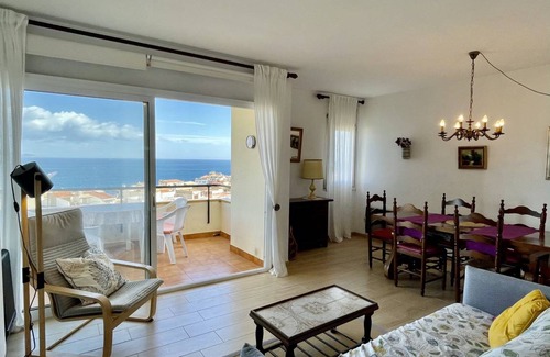 L'Escala Apartment | 50 m² Apartment ∙ 2 bedrooms ∙ 4 guests