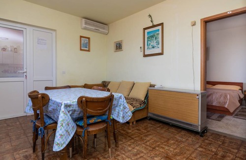 Jesenice Apartment | 50 m² Apartment ∙ 2 bedrooms ∙ 4 guests
