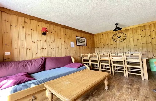 Puy-Saint-Vincent Ski Chalet | 50 m² Chalet ∙ 4 bedrooms ∙ 10 guests