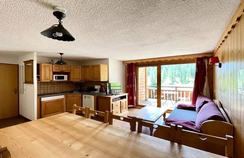 Puy-Saint-Vincent Ski Chalet | 50 m² Chalet ∙ 4 bedrooms ∙ 10 guests