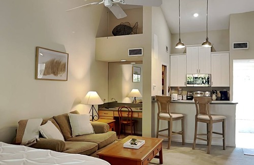 Sawgrass Condo | 50 m² Condo ∙ 2 guests