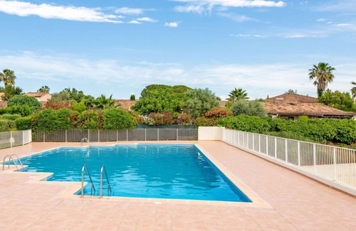 La Rouviere Resort | 50 m² Resort ∙ 2 bedrooms ∙ 4 guests