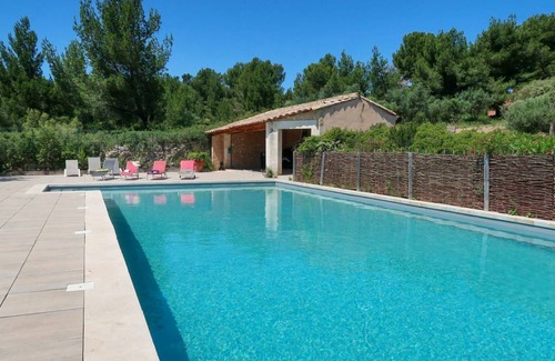 Paradou House | 50 m² House ∙ 2 bedrooms ∙ 4 guests