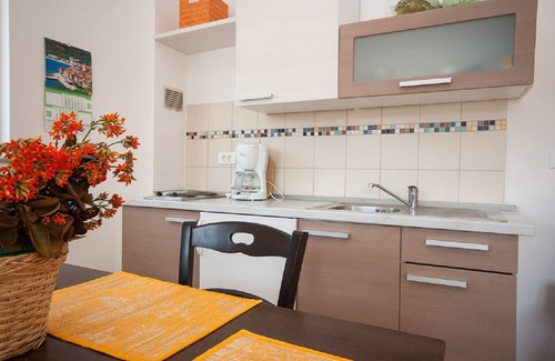 Baska Apartment | 50 metres to the pebble beach