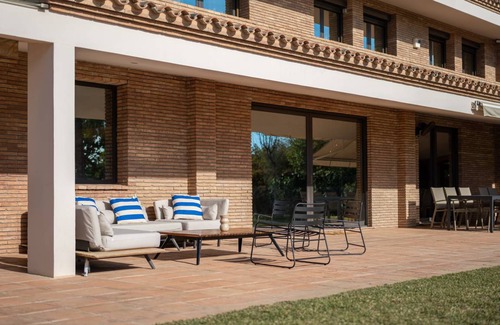 Gava Villa | 500 m² Villa ∙ 7 bedrooms ∙ 16 guests