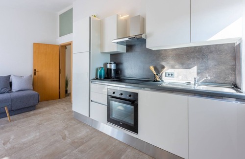 Dramalj Apartment | 500 metres to the beach with barbecue, air conditioning