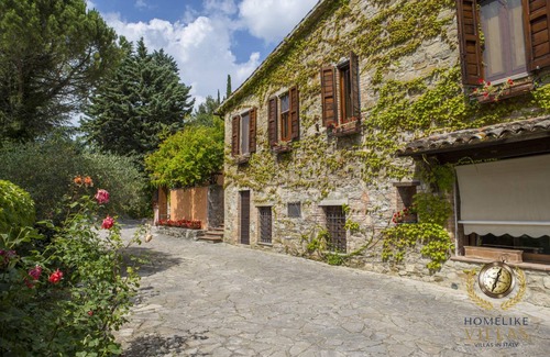 Doglio Villa | 5000 m² Villa ∙ 14 bedrooms ∙ 33 guests