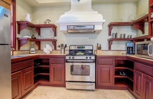 San Pedro Condo | 503 - 2nd Floor Ocean View Suite