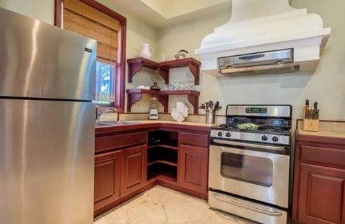San Pedro Condo | 503 - 2nd Floor Ocean View Suite