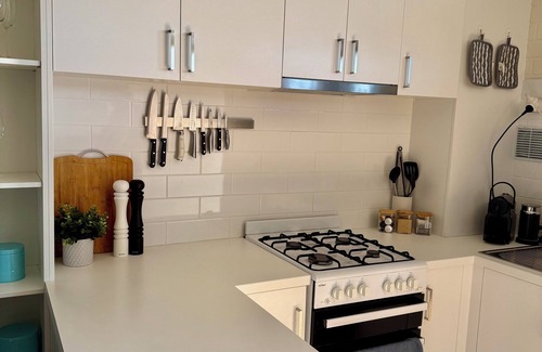 Maylands Apartment | 508 Light and Delightful 1BR Balcony-Parkng-Pool-Tennis Crt