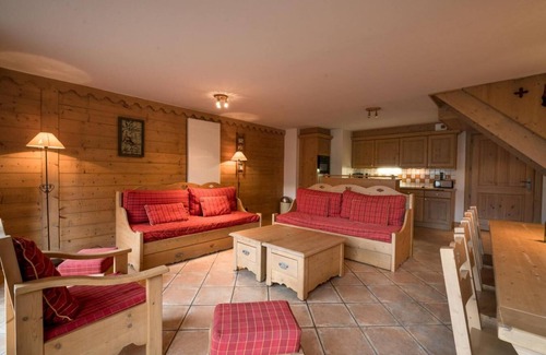 Les Belleville Apartment | 50m from ski slopes, 5th floor, view valley, fitness, swimming pool, sauna, hammam, balcony, tv