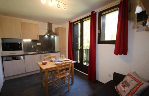 Les Saisies Apartment | 50m from resort center, 4th floor, balcony, tv, ski locker, 15m², Les Saisies
