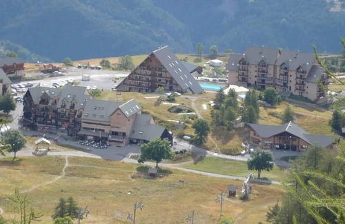 Reallon Apartment | 50m from resort center, 2nd floor, balcony, ski locker, 32m², Réallon