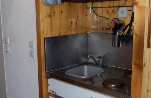 Arc-1800 Apartment | 50m from shops, 2nd floor, view valley, balcony, tv, ski locker, 21m², Les Arcs