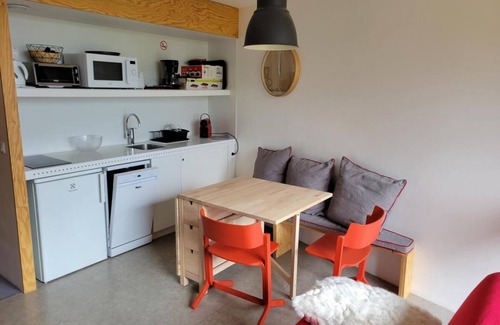 Arc-2000 Apartment | 50m from ski slopes, 10th floor, balcony, tv, 28m², Les Arcs