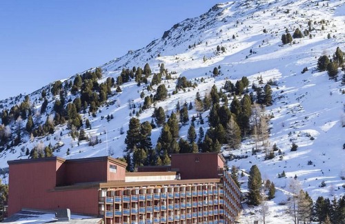 Arc-2000 Apartment | 50m from ski slopes, 10th floor, balcony, tv, 28m², Les Arcs