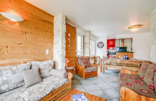 Tignes le Lac Apartment | 50m from ski slopes, 1st floor, view mountain, balcony, ski locker, 78m², Tignes