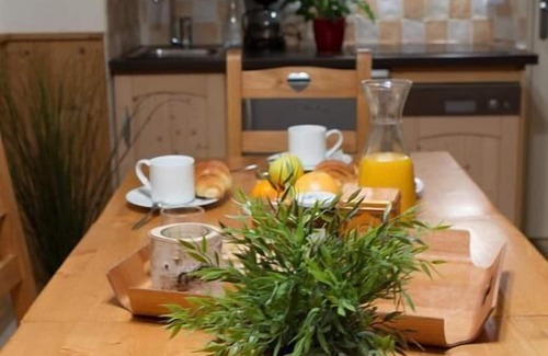 Briancon Apartment | 50m from ski slopes, 3rd floor, balcony, tv, ski locker, 40m², Serre Chevalier