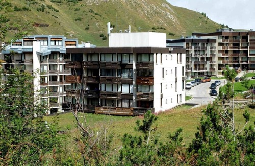 Le Lavachet Apartment | 50m from ski slopes, 4th floor, balcony, tv, 34m², Tignes