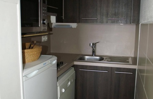 Prapoutel Apartment | 50m from ski slopes, balcony, parking, tv, ski locker, 43m², Les 7 Laux