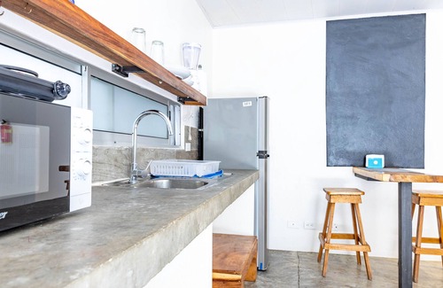 Jaco Apartment | 50M to Best Surf Spot Jaco Ocean Rooftop Apt 1