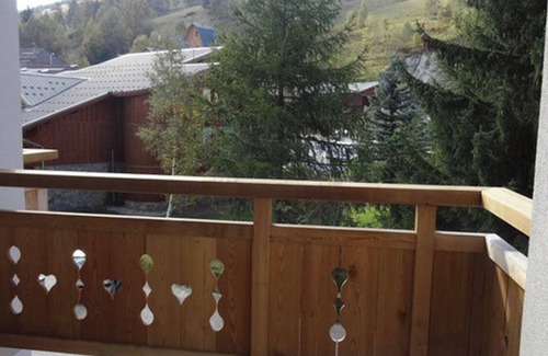 Les Deux Alpes Apartment | 50m2 apartment at the foot of the slopes and all amenities